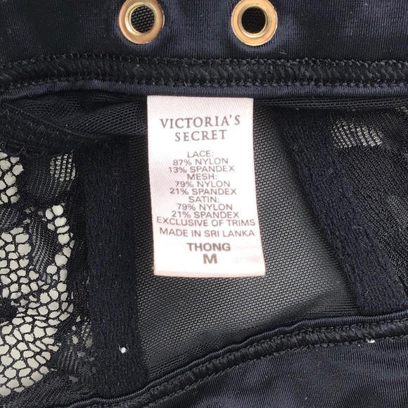 Victoria Secret black lace bra 2 thongs and garter - Picture 6 of 13